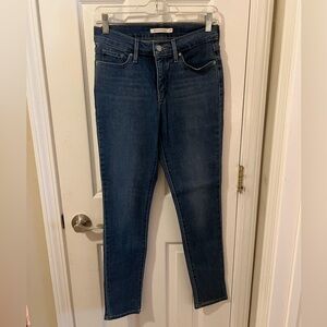 Levi’s 311 shaping skinny jeans